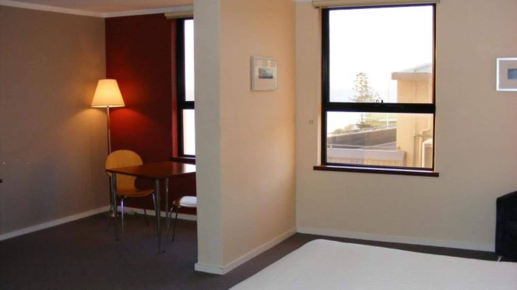 Ocean Beach Hotel Perth Ruang foto