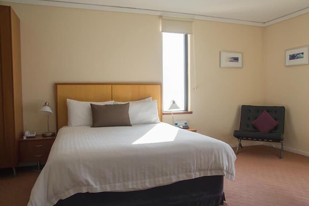 Ocean Beach Hotel Perth Bagian luar foto