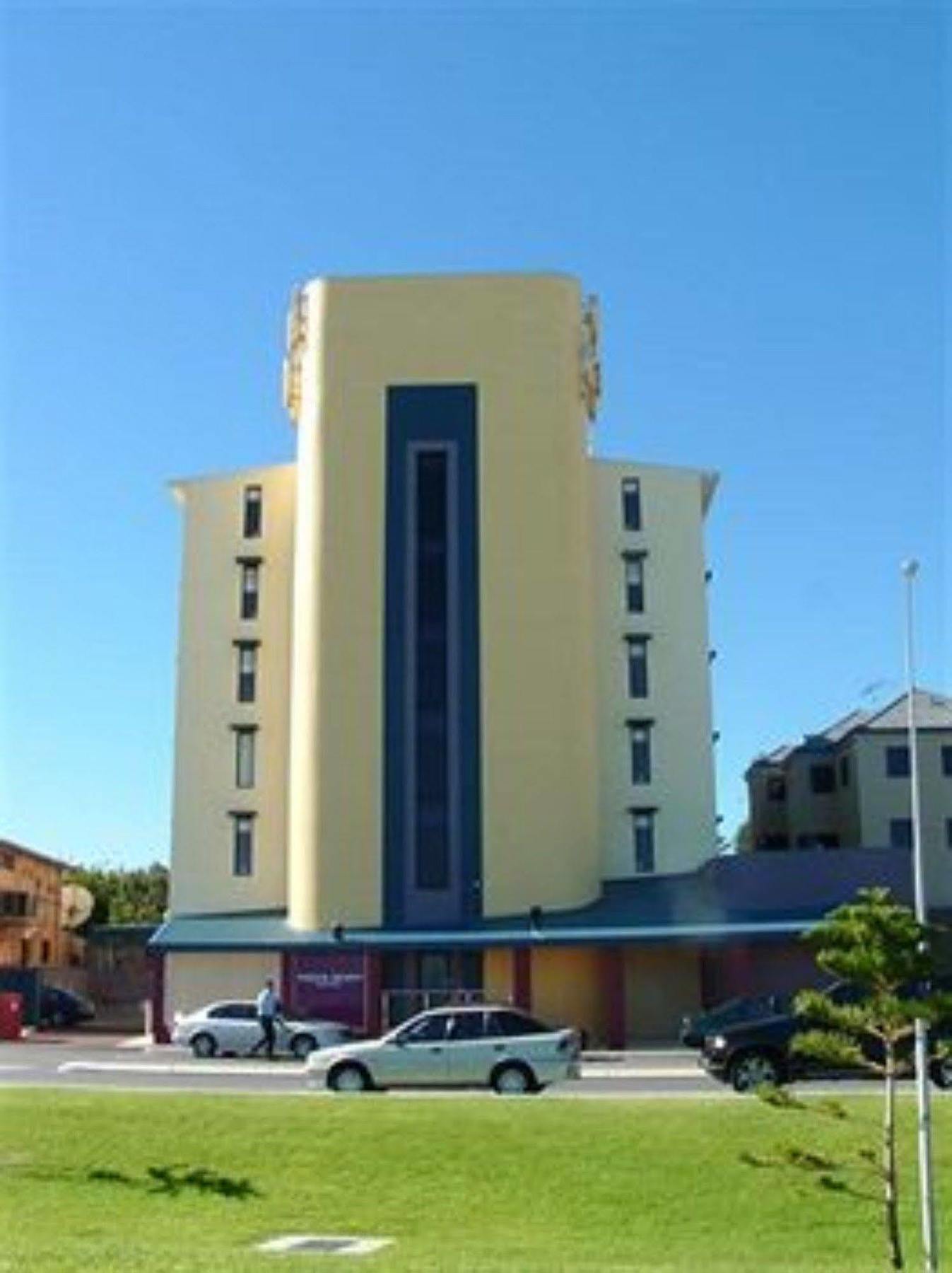 Ocean Beach Hotel Perth Bagian luar foto